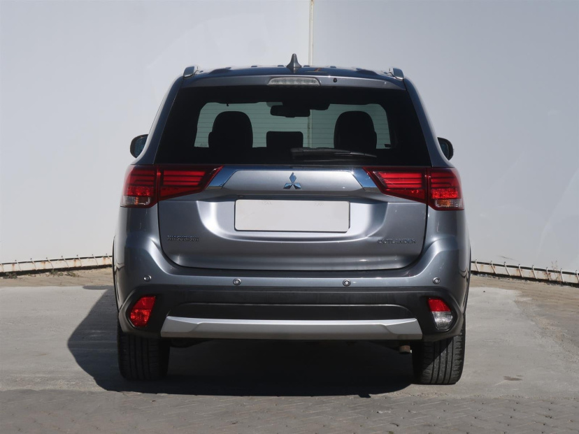Mitsubishi Outlander, 2017