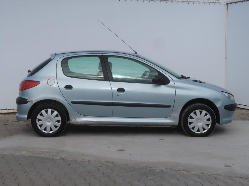 Peugeot 206, 2005