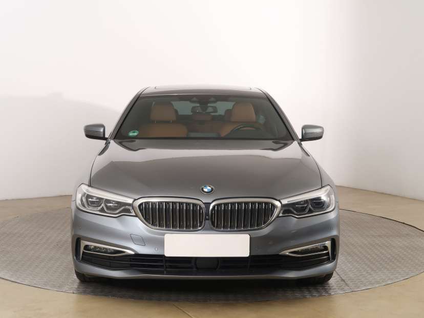 BMW 5, 2019