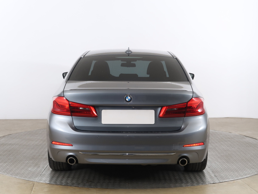 BMW 5, 2019