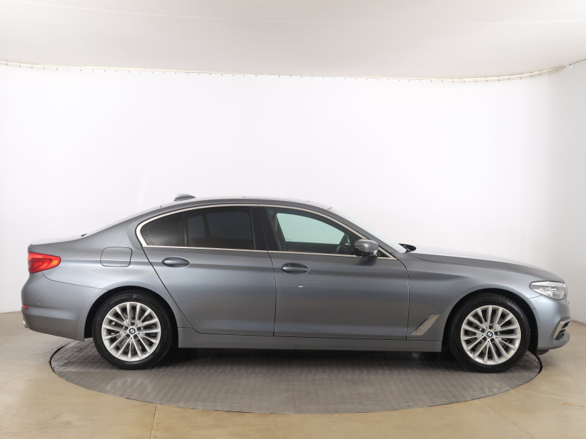 BMW 5, 2019