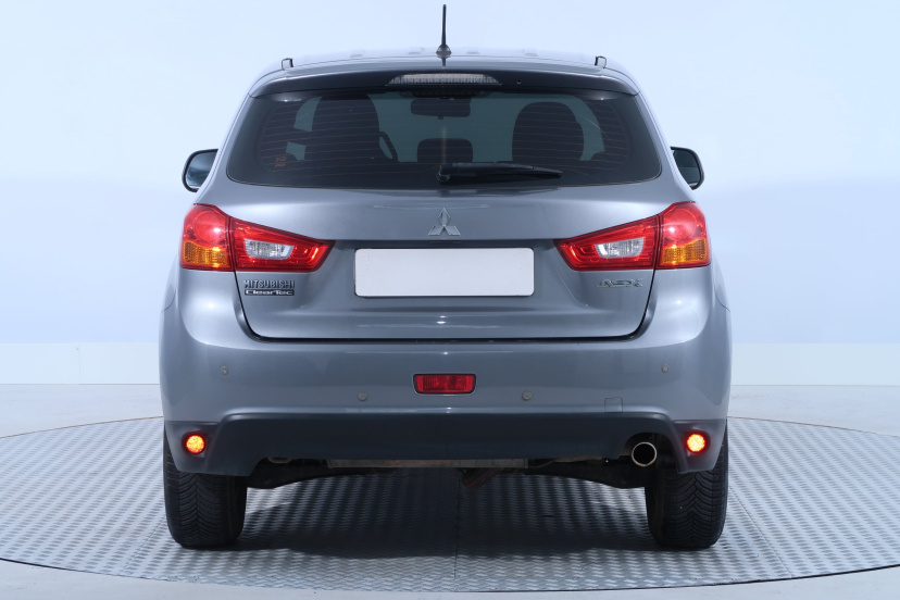 Mitsubishi ASX, 2015