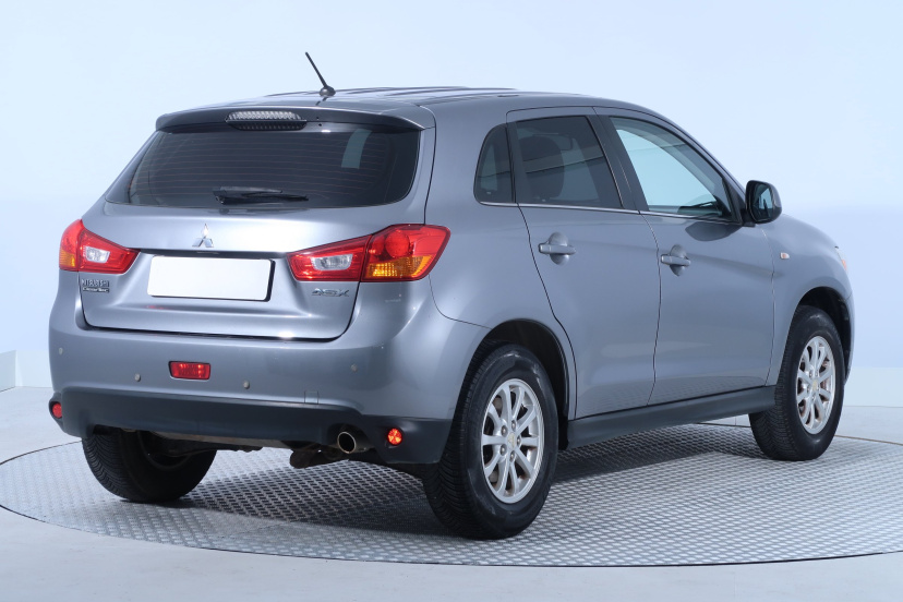 Mitsubishi ASX, 2015