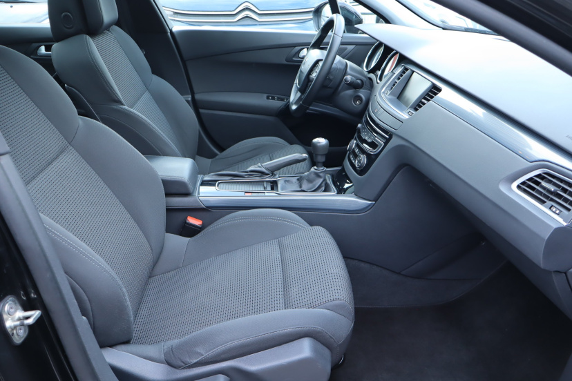 Peugeot 508, 2015
