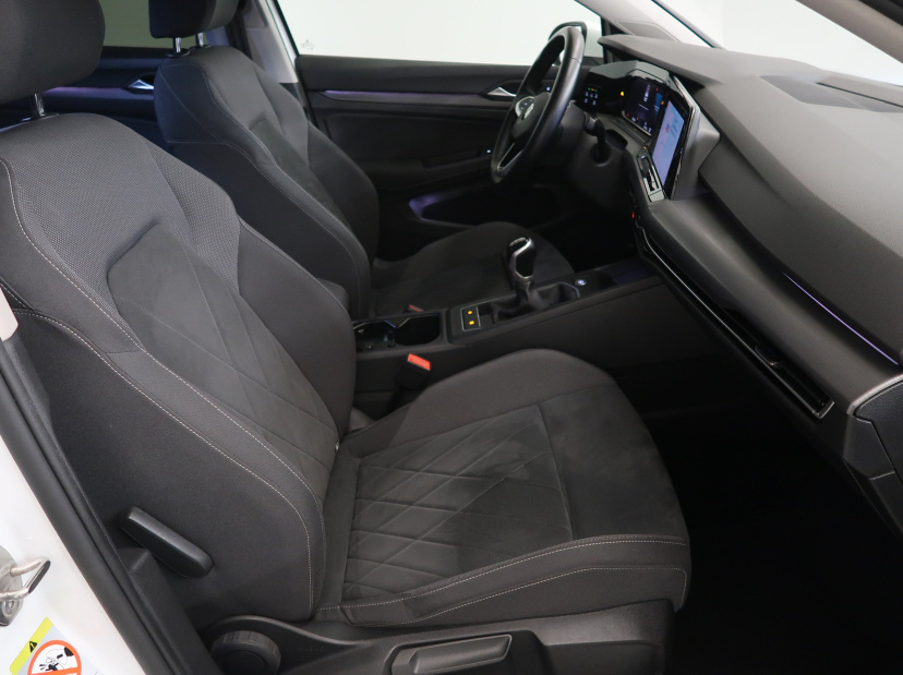 Volkswagen Golf, 2021