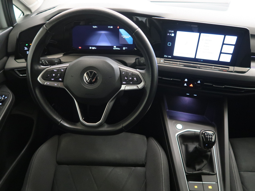 Volkswagen Golf, 2021