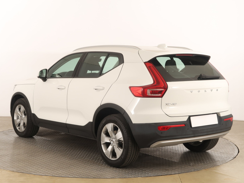 Volvo XC40, 2021