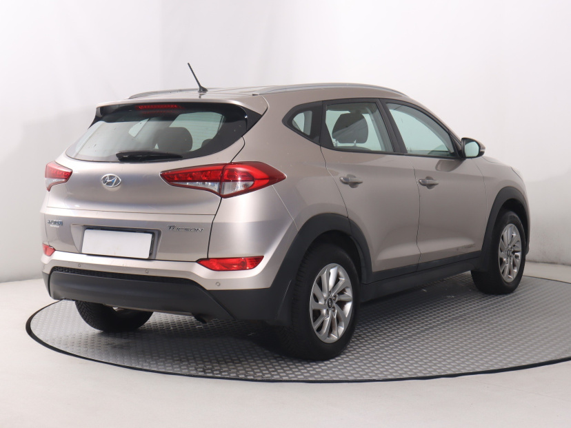 Hyundai Tucson, 2015