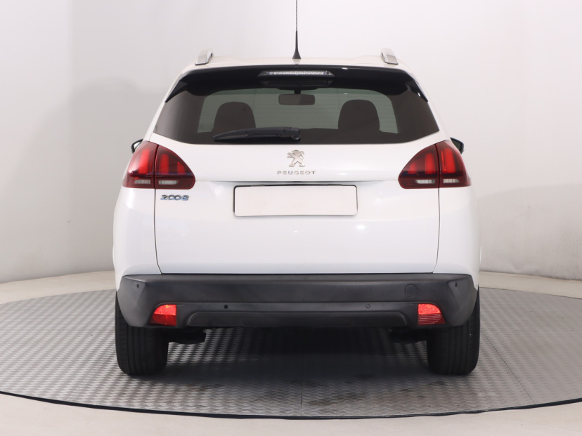 Peugeot 2008, 2017
