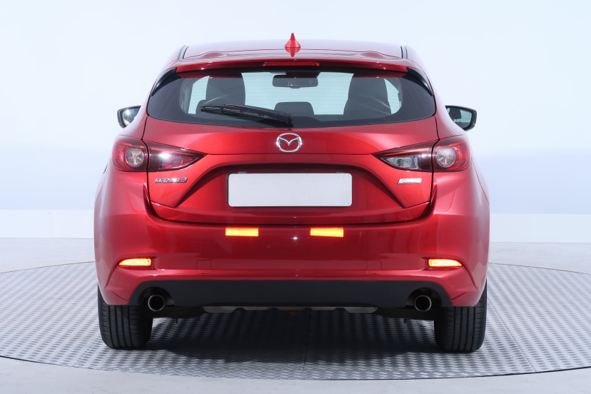 Mazda 3, 2018