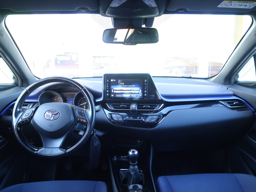 Toyota C-HR, 2017
