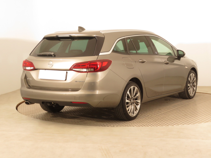 Opel Astra, 2016