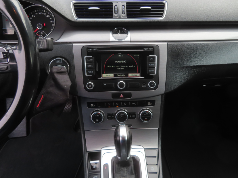 Volkswagen Passat, 2013