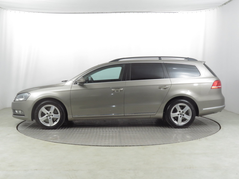 Volkswagen Passat, 2013