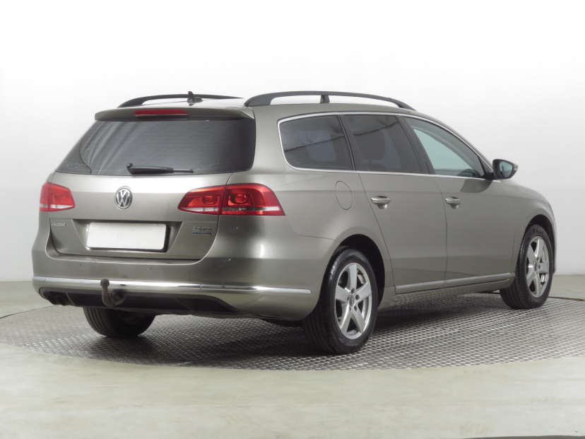 Volkswagen Passat, 2013
