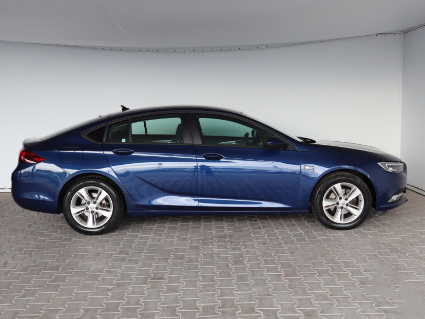 Opel Insignia, 2020