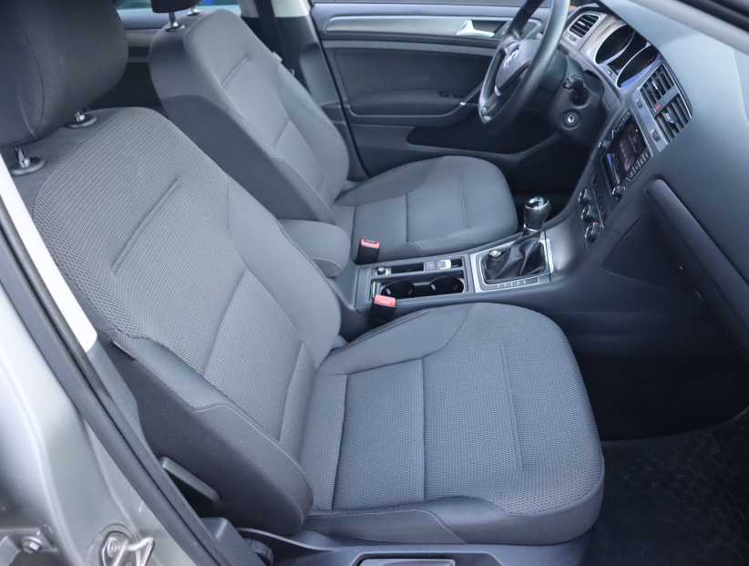 Volkswagen Golf, 2013