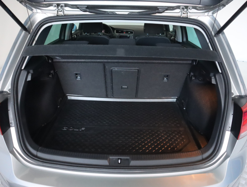 Volkswagen Golf, 2013