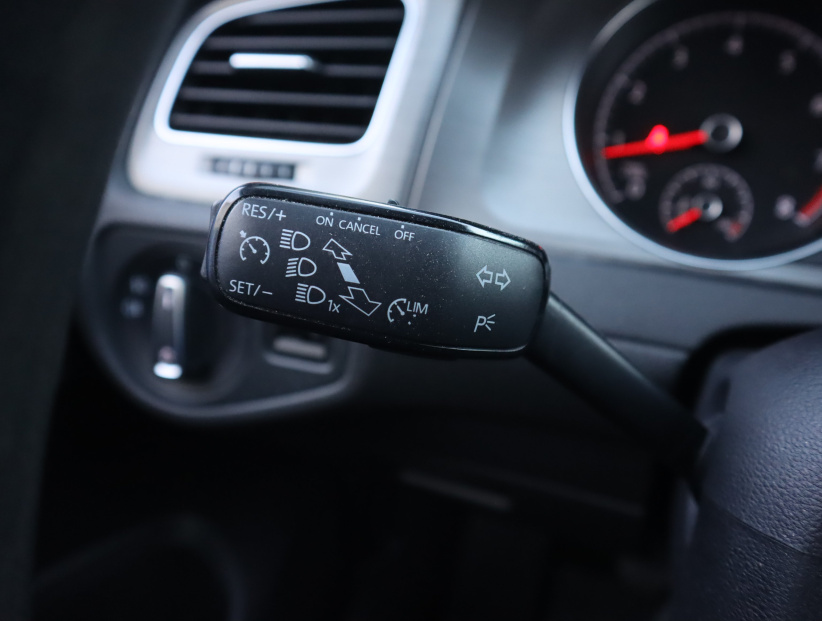 Volkswagen Golf, 2013