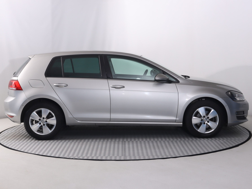 Volkswagen Golf, 2013