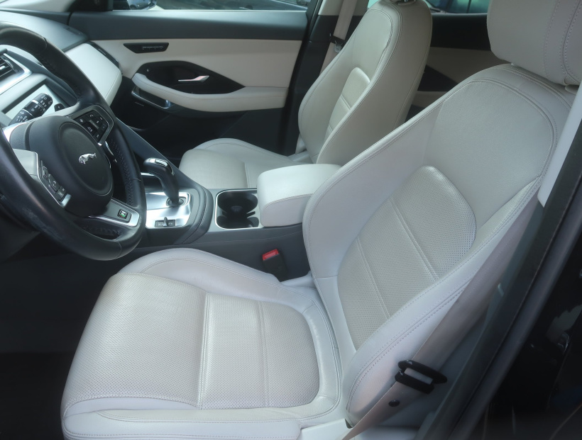 Jaguar E-Pace, 2020