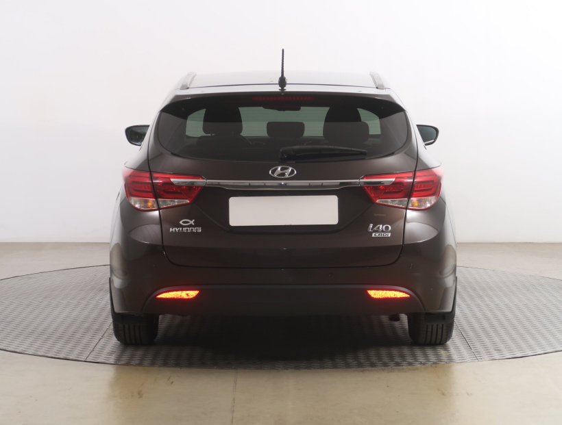 Hyundai i40, 2015