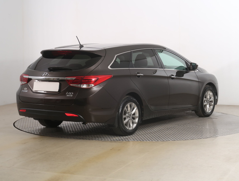 Hyundai i40, 2015