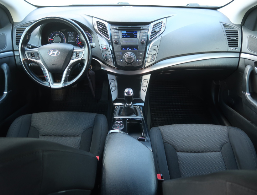 Hyundai i40, 2015