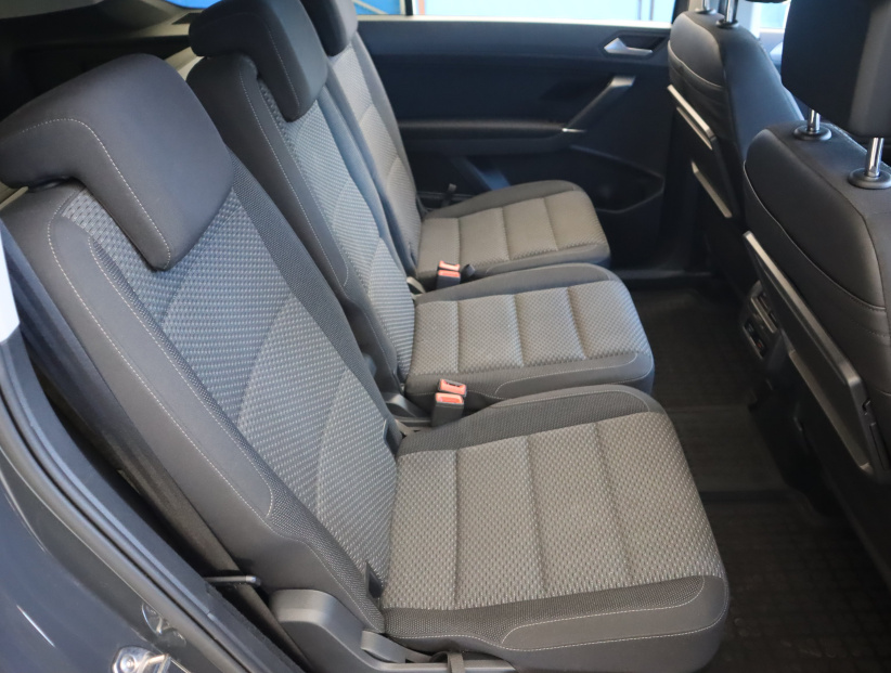 Volkswagen Touran, 2019