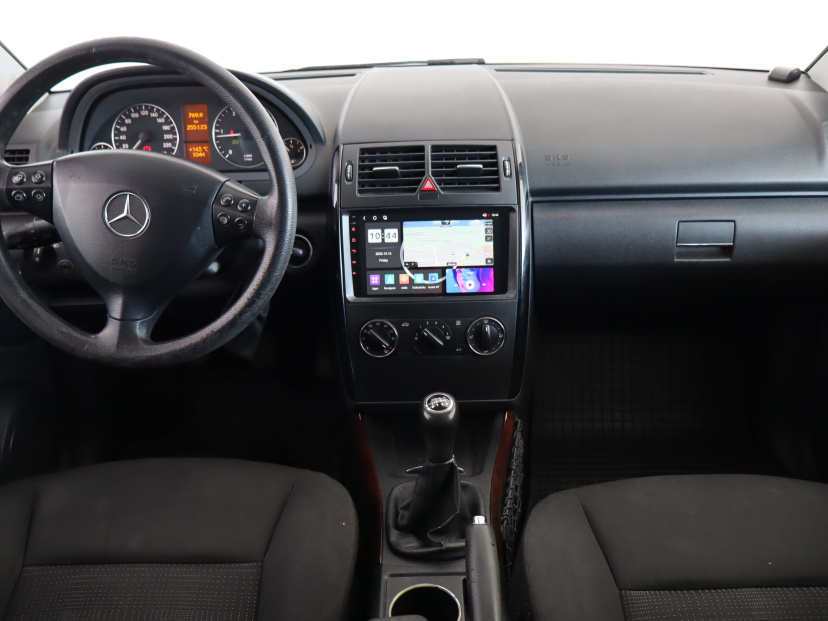 Mercedes-Benz A, 2009