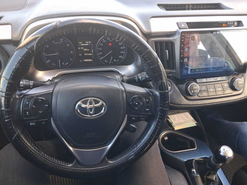 Toyota RAV 4, 2017