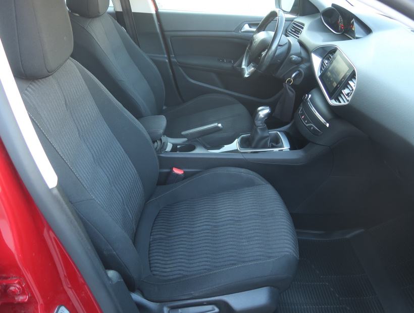 Peugeot 308, 2014