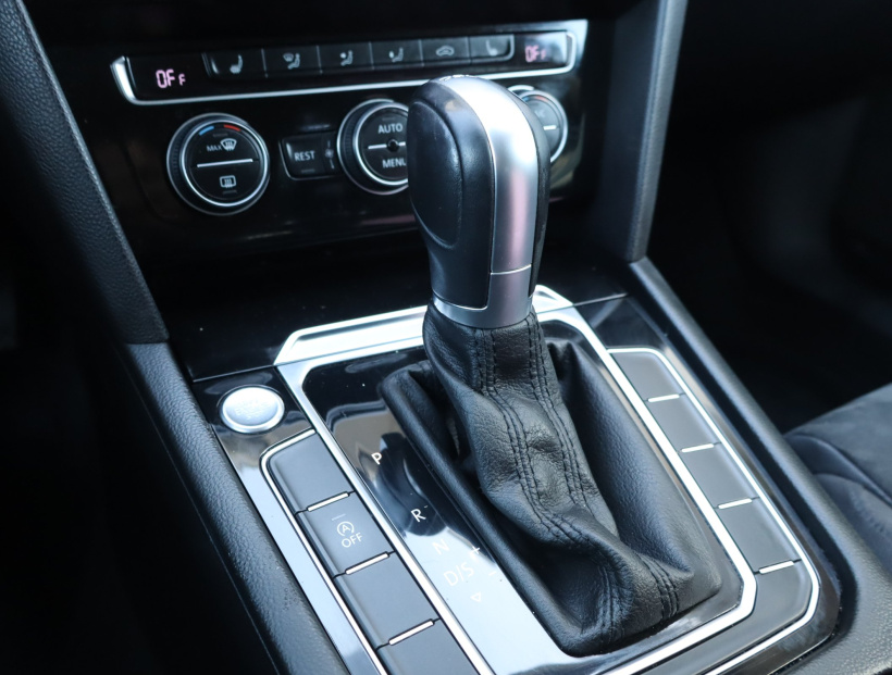 Volkswagen Passat, 2015