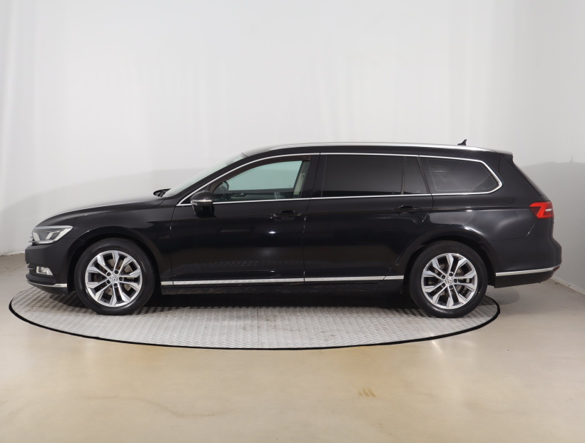 Volkswagen Passat, 2015