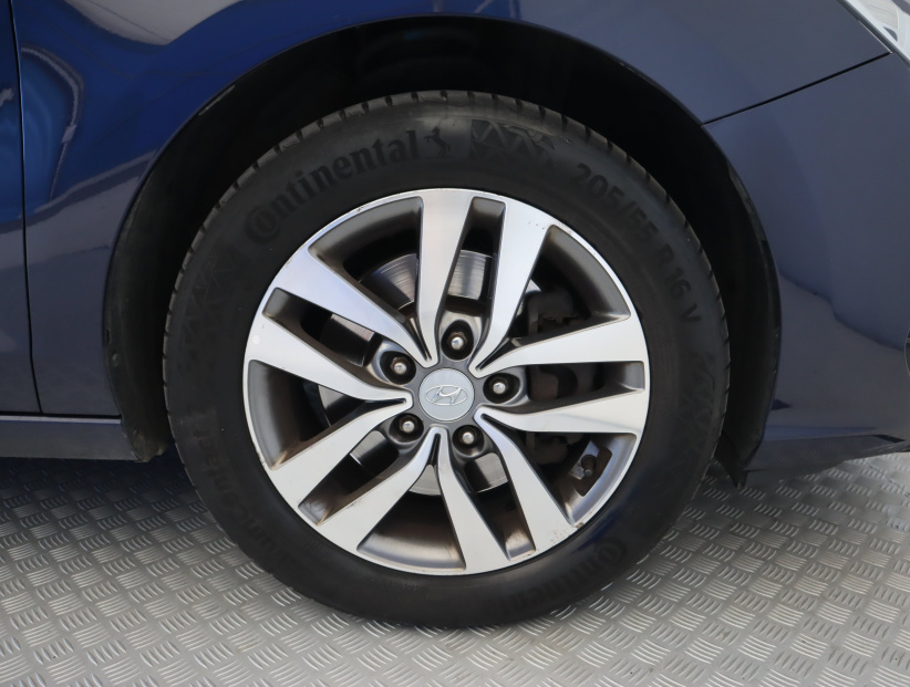 Hyundai i30, 2019