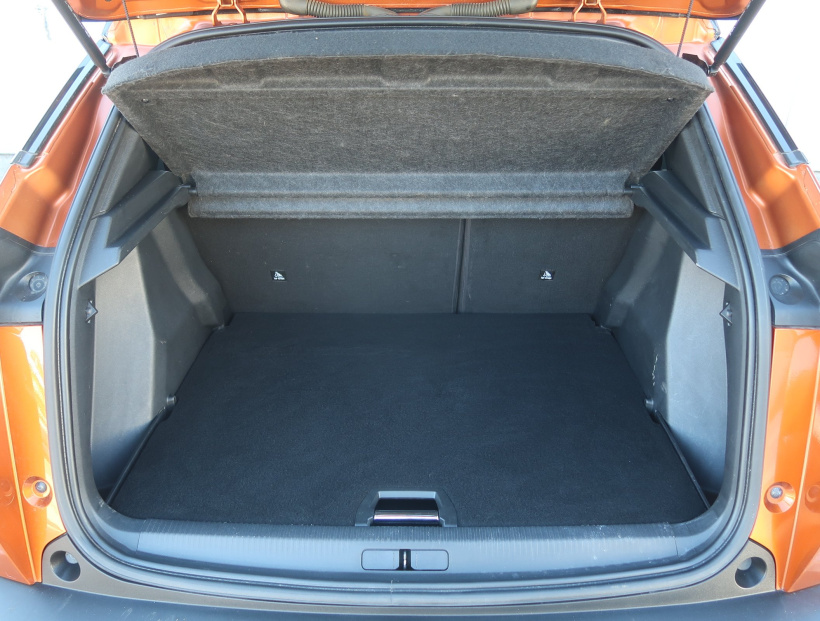 Peugeot 2008, 2020
