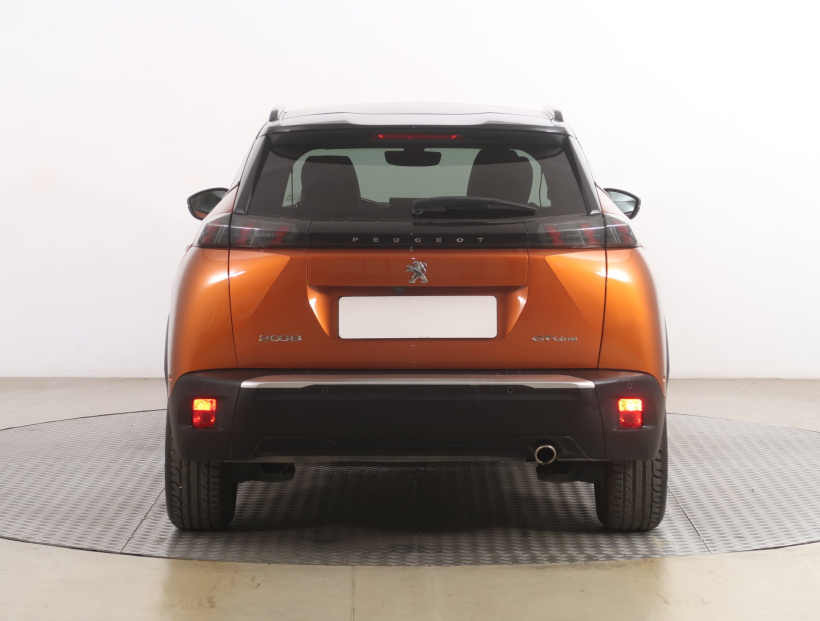 Peugeot 2008, 2020