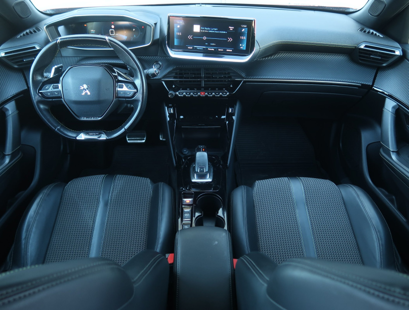Peugeot 2008, 2020