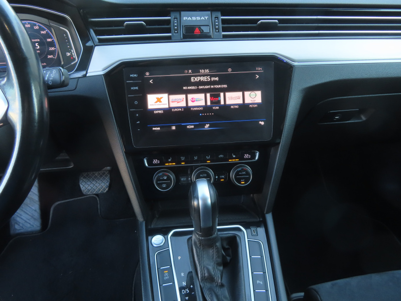 Volkswagen Passat, 2020