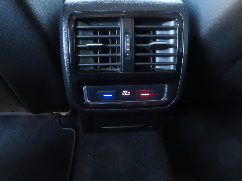 Volkswagen Passat, 2020