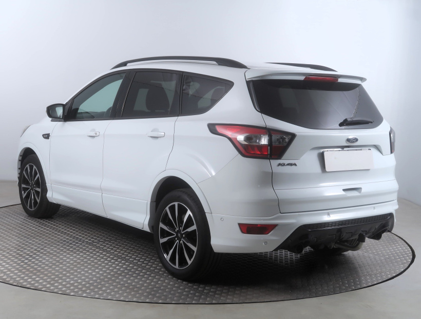 Ford Kuga, 2019