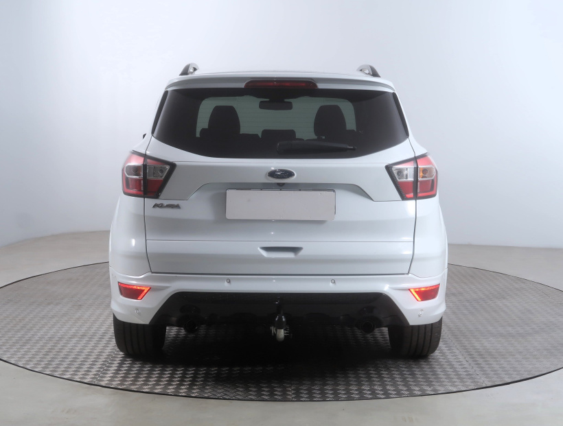 Ford Kuga, 2019