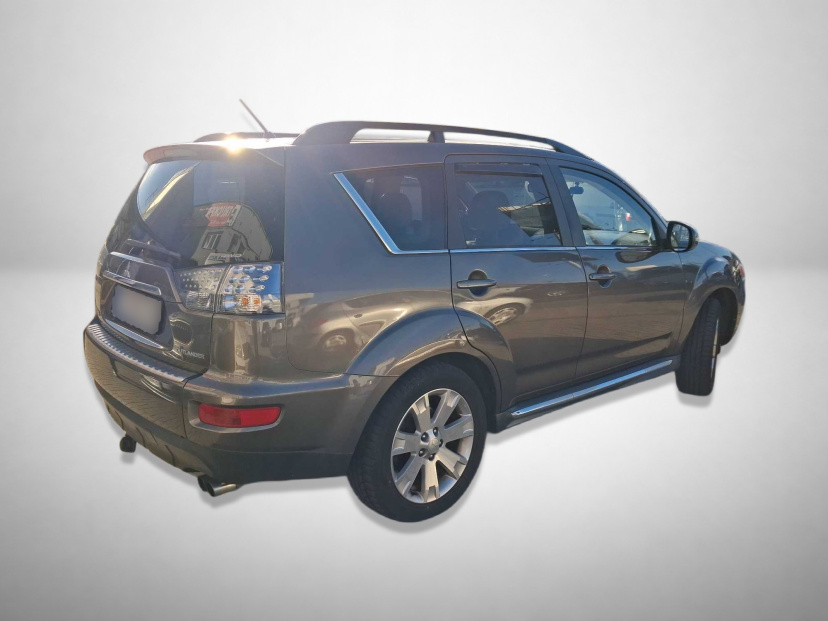 Mitsubishi Outlander, 2011