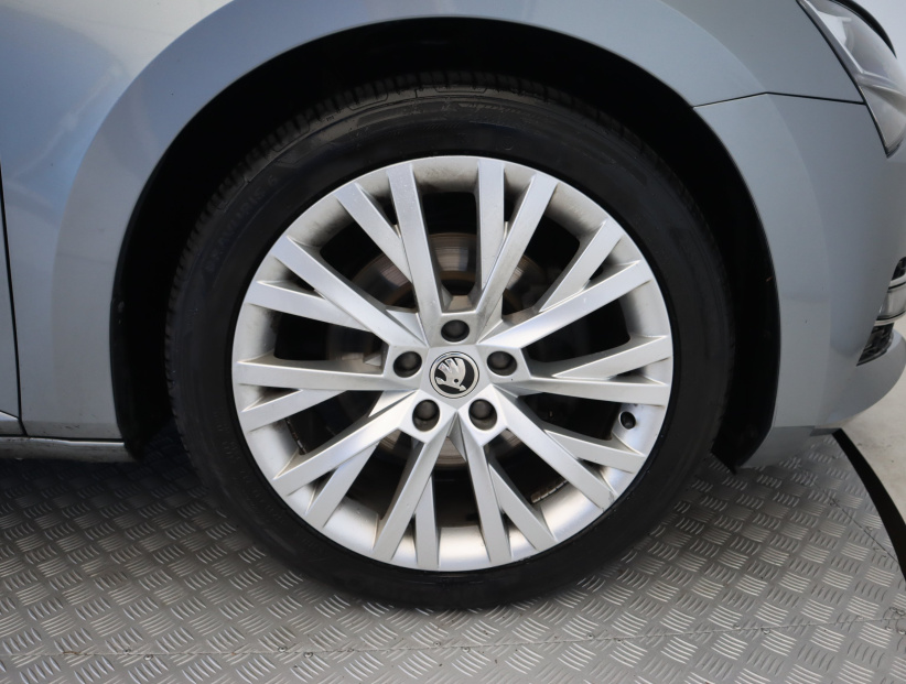 Škoda Superb, 2020