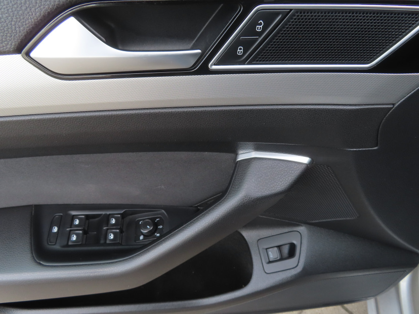 Volkswagen Passat, 2017