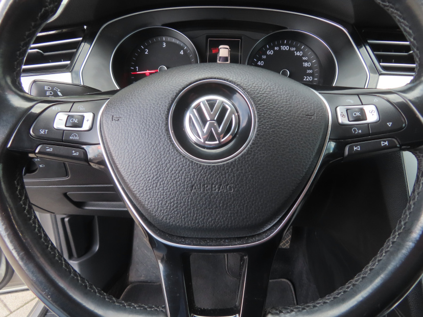 Volkswagen Passat, 2017