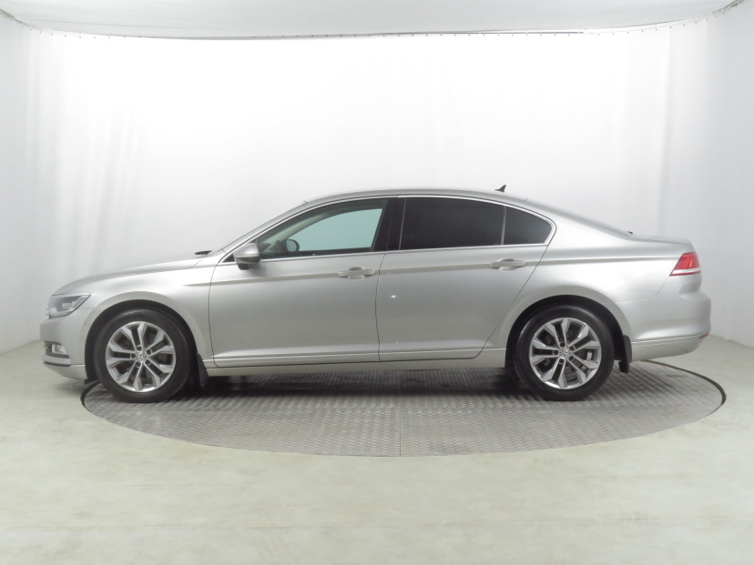 Volkswagen Passat, 2017