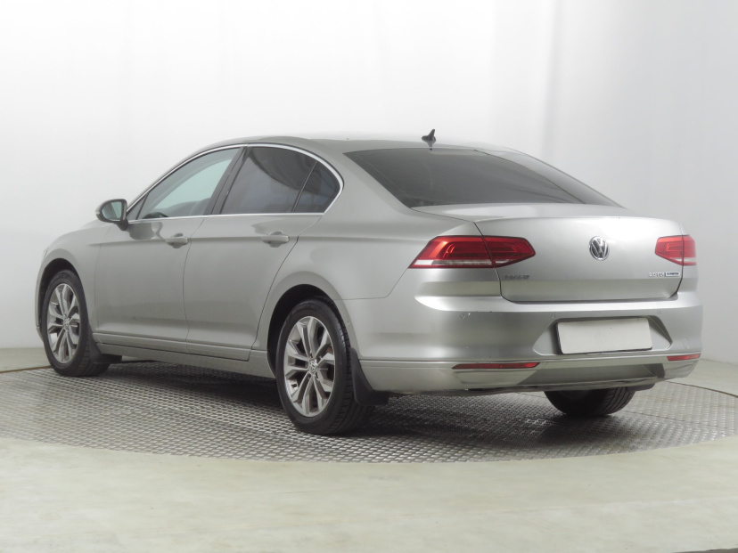 Volkswagen Passat, 2017