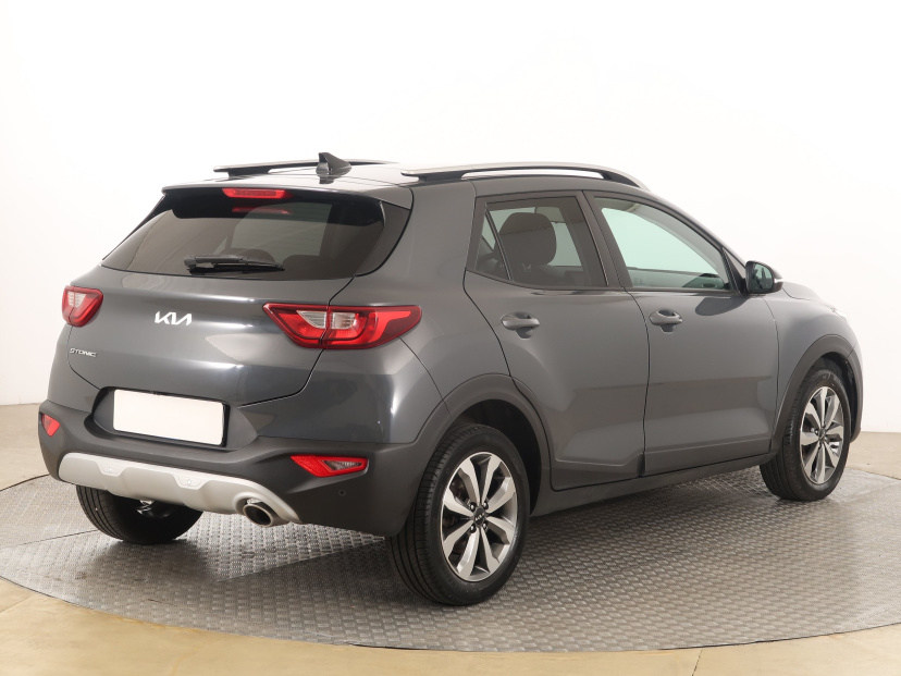 Kia Stonic, 2021