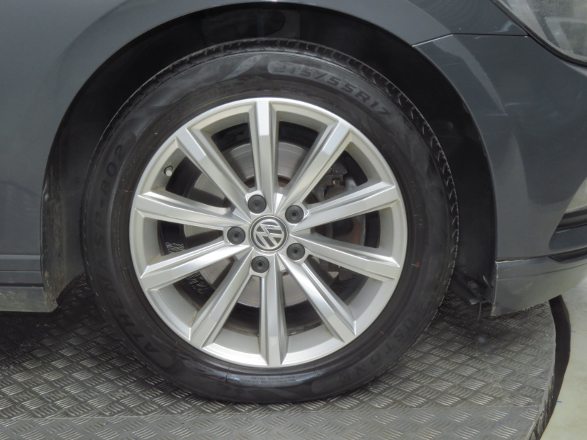 Volkswagen Passat, 2017